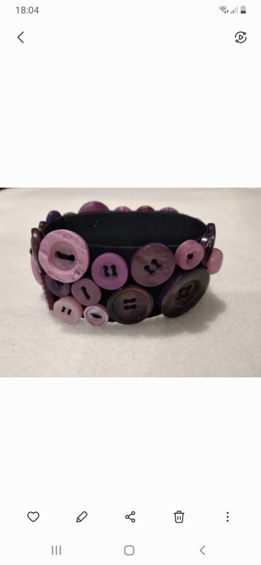 Armband "Knopf lila"